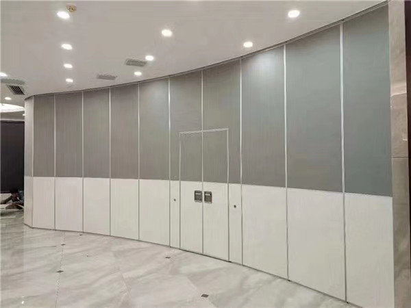 移动屏风